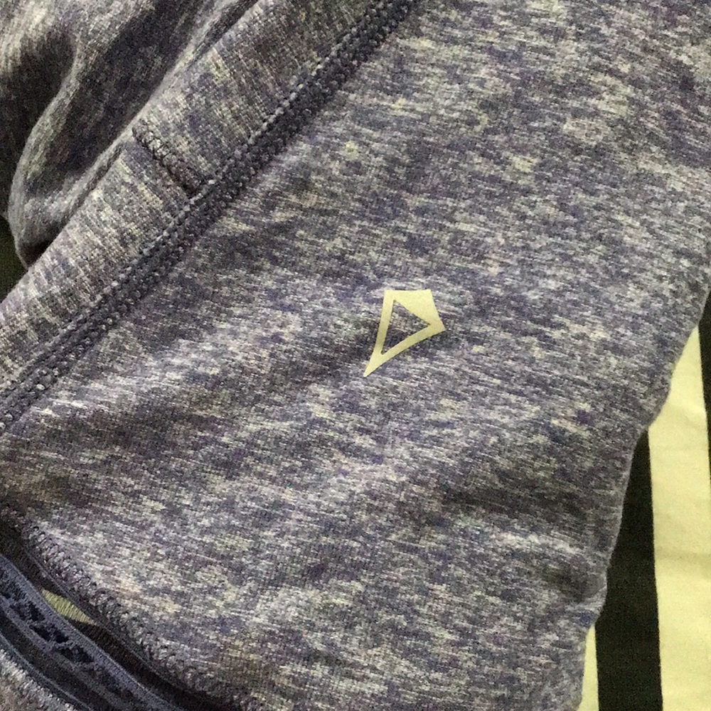 ivivva wrap jacket/ sweatshirt from lululmeon - Picture 5 of 5